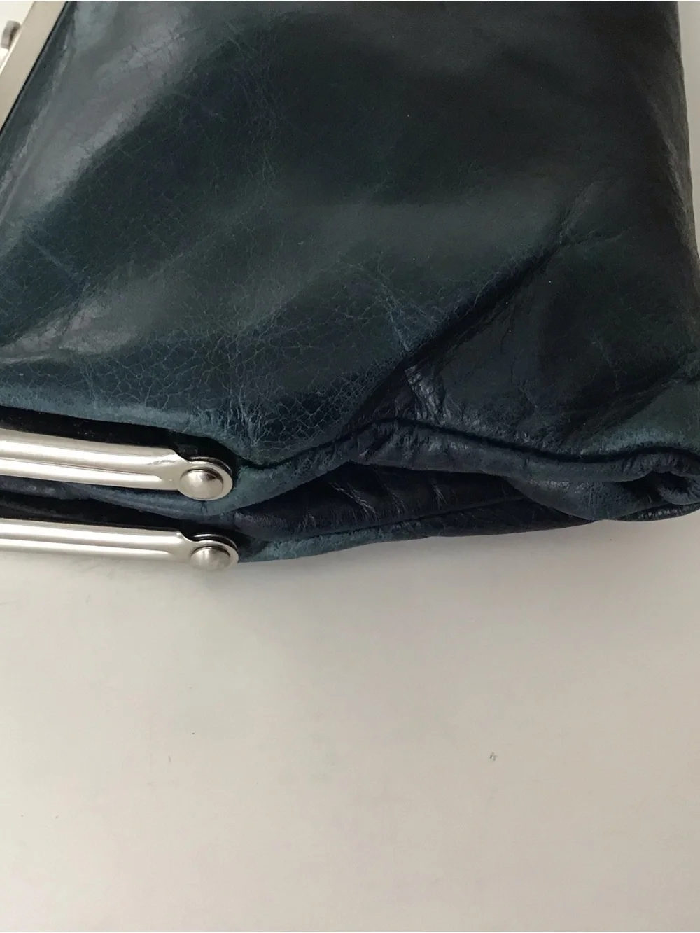 HOBO Lauren Clutch Leather Wallet Forest Green W/clasp & Magnetic Closure